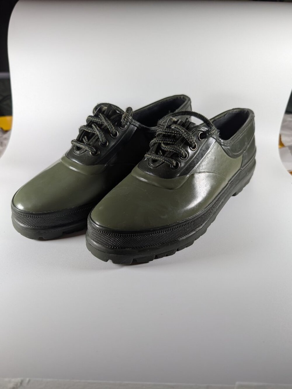 VTG Daniel Green Olive Green Rubber Rain Shoes Womens 7 Lace Up Thermollite